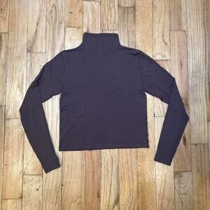 Skims turtleneck long sleeve t shirt